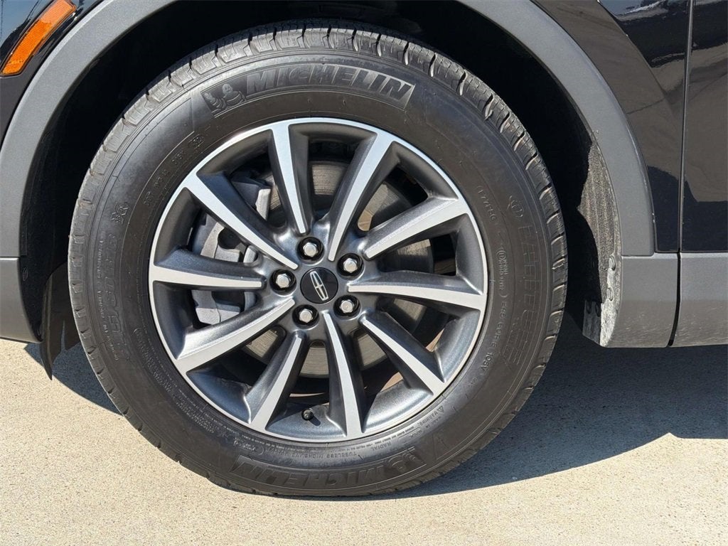 2022 Lincoln Nautilus Standard