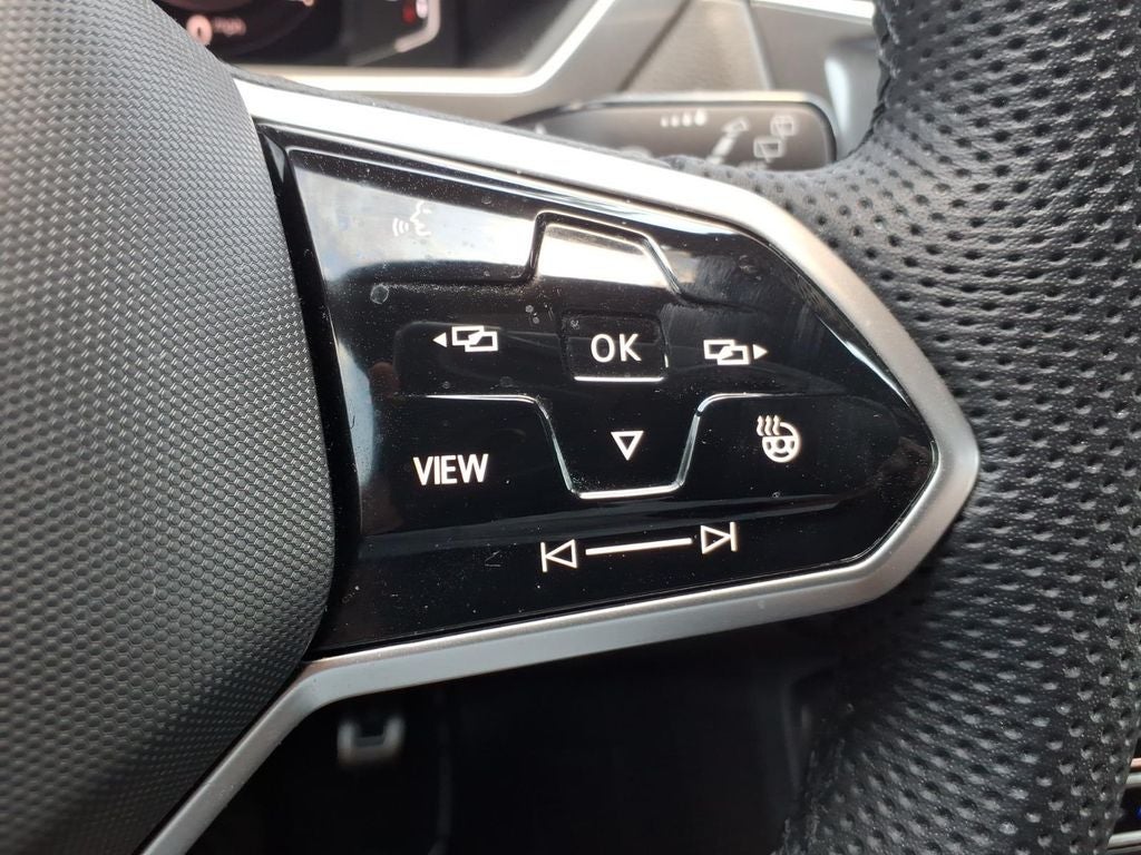 2024 Volkswagen Tiguan 2.0T SEL R-Line