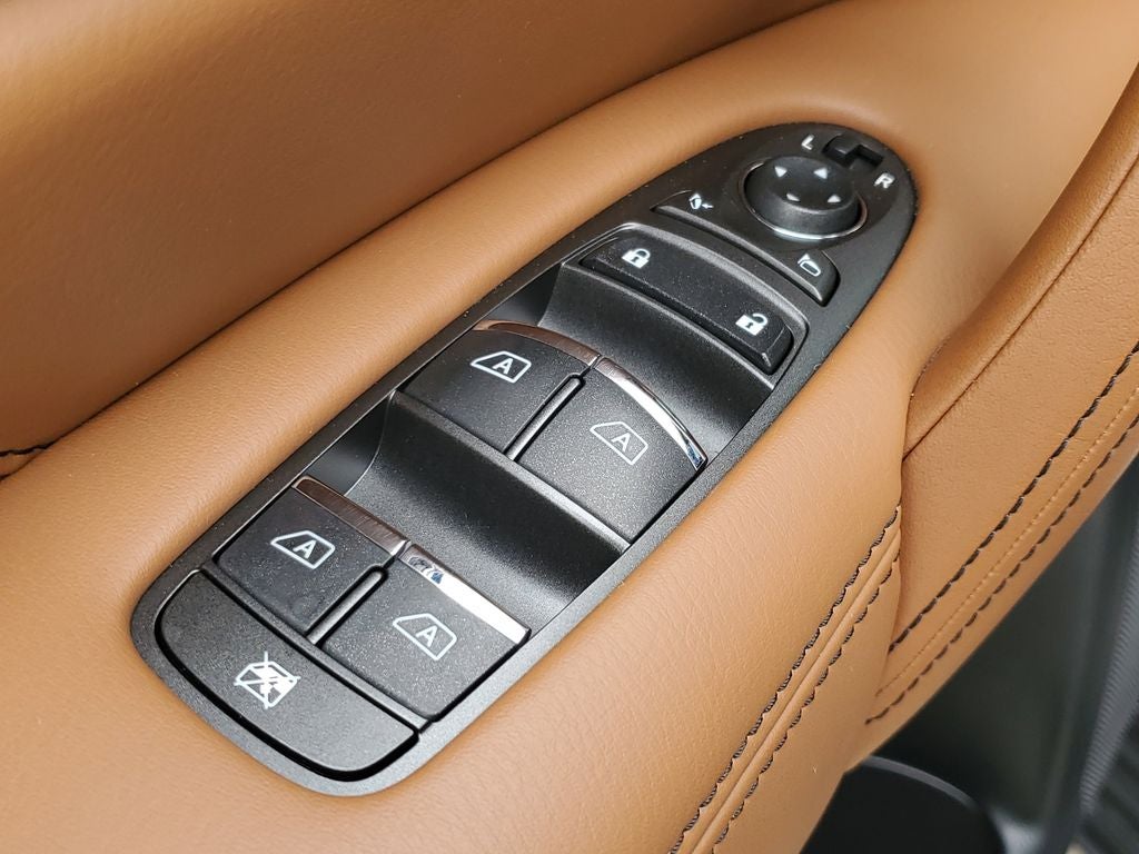 2024 INFINITI QX80 Sensory