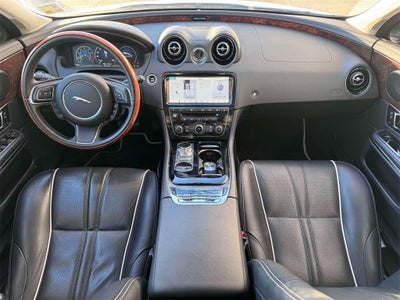 2019 Jaguar XJ R-Sport