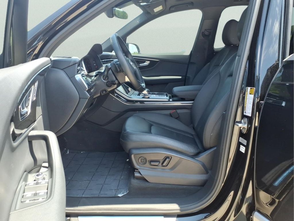 2023 Audi Q7 45 Premium quattro