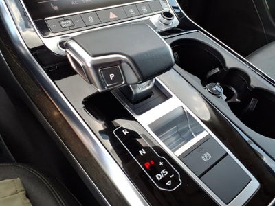 2022 Audi Q7 45 Premium Plus quattro