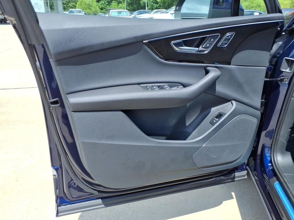 2022 Audi Q7 45 Premium Plus quattro