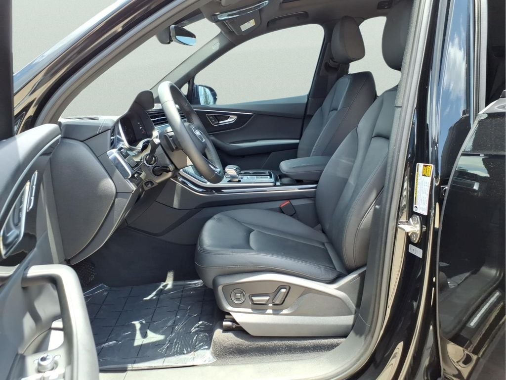 2023 Audi Q7 55 Premium quattro