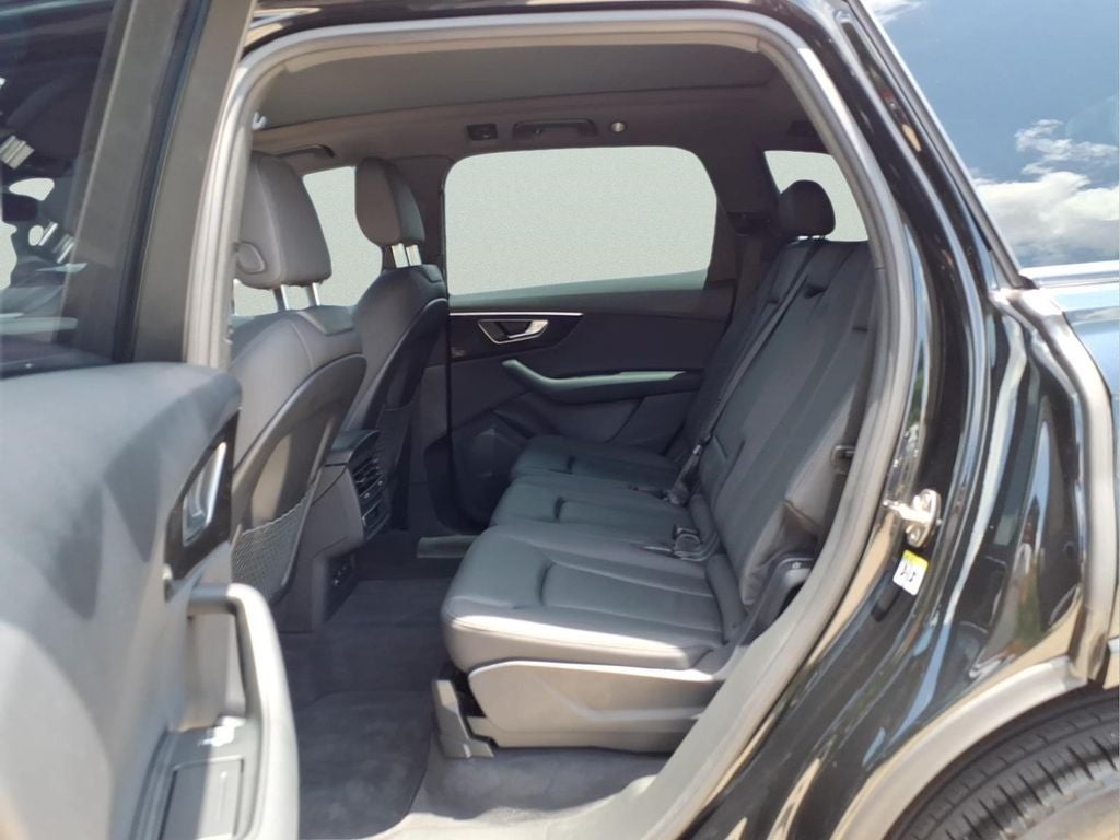 2023 Audi Q7 55 Premium quattro