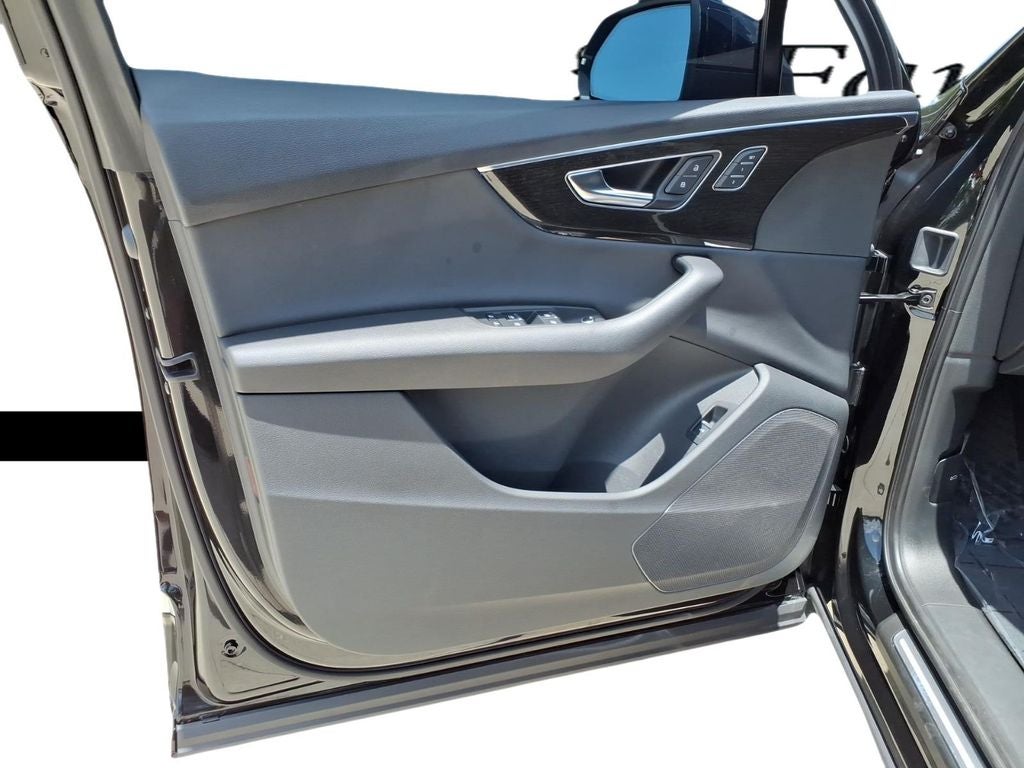 2023 Audi Q7 55 Premium quattro
