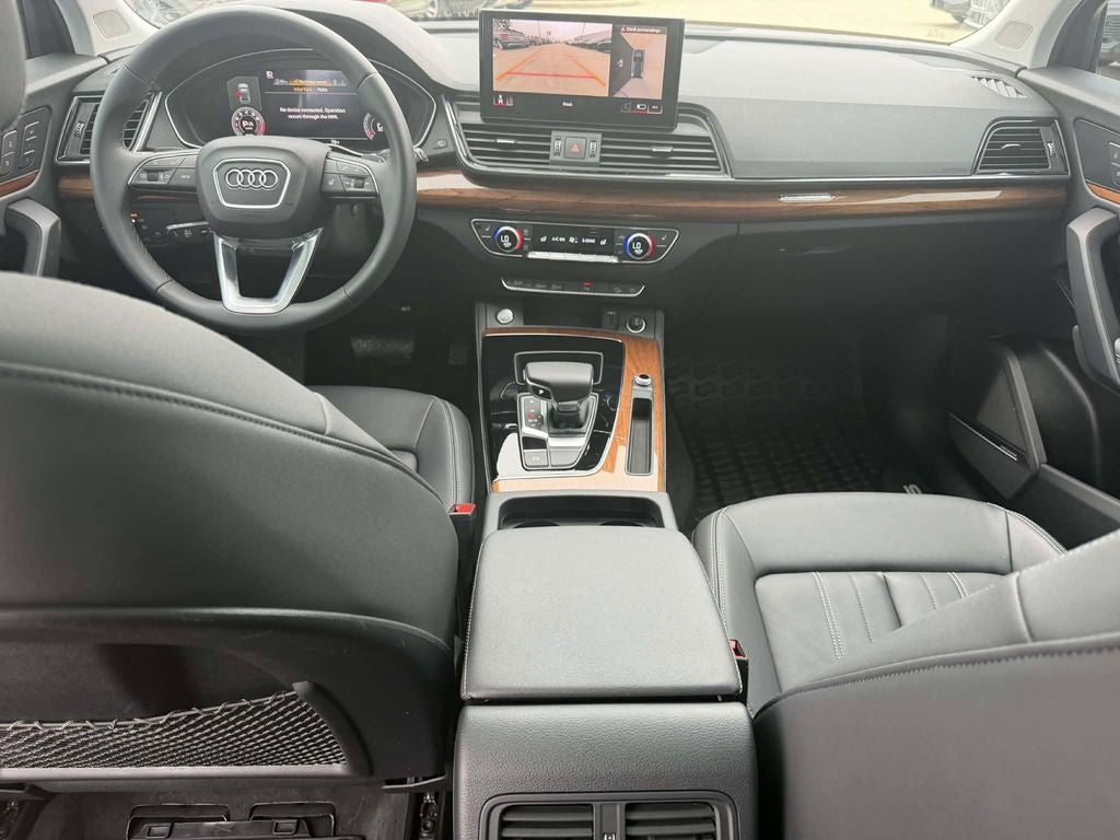 2023 Audi Q5 45 S line Premium quattro
