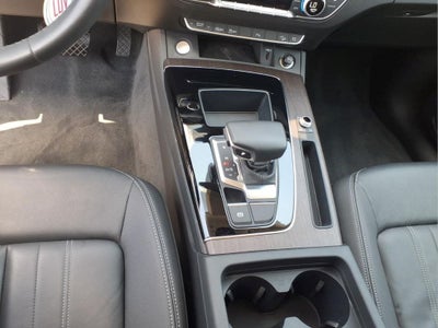 2023 Audi Q5 45 S line Premium quattro