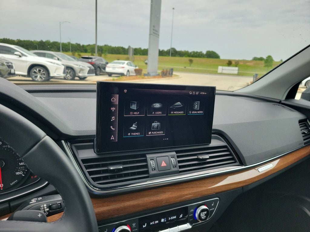2023 Audi Q5 45 S line Premium quattro