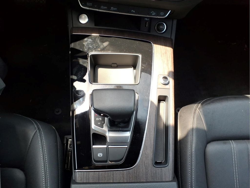 2023 Audi Q5 45 S line Premium quattro