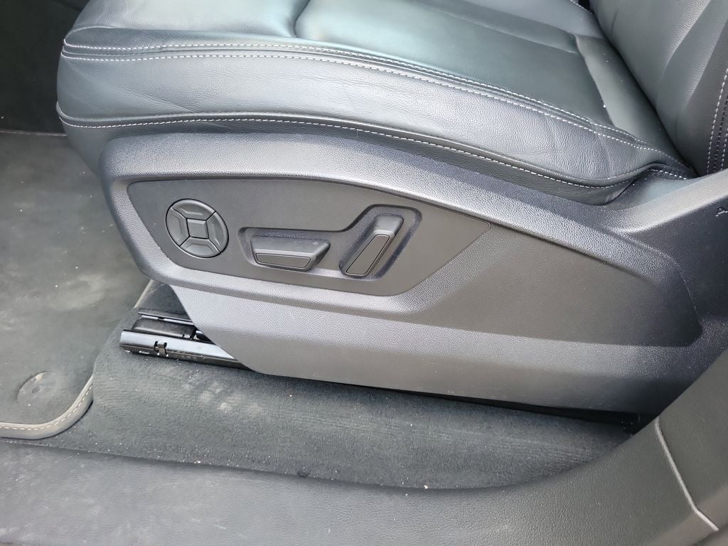 2025 Audi Q7 55 Premium Plus quattro