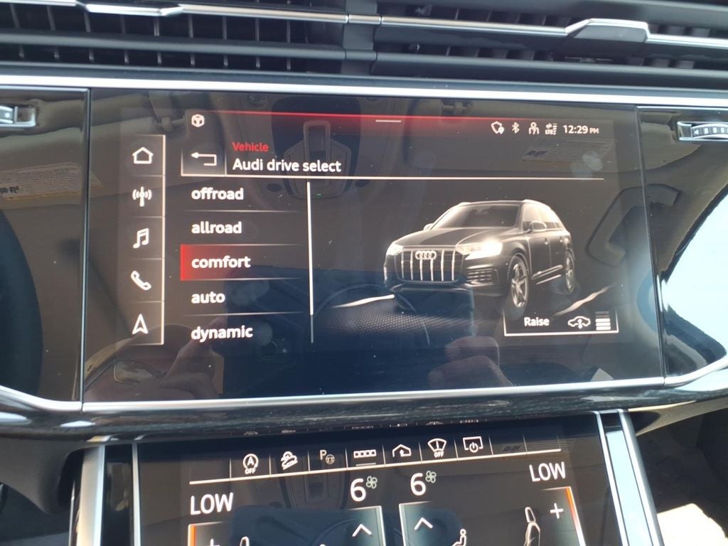 2023 Audi Q7 55 Prestige quattro