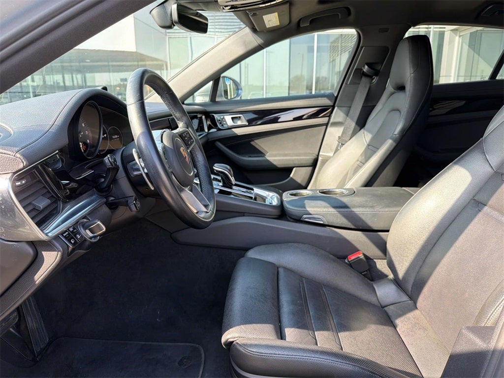 2018 Porsche Panamera 4