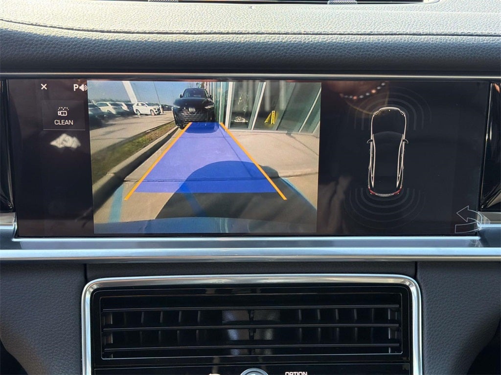 2018 Porsche Panamera 4