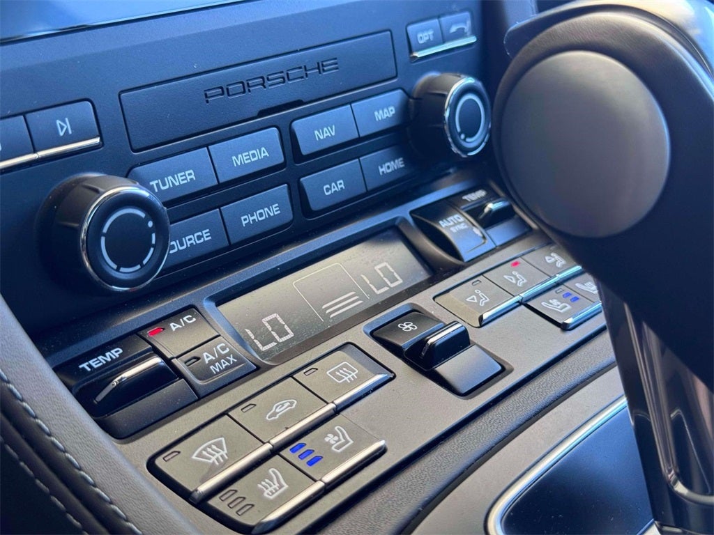 2025 Porsche 718 Cayman Base