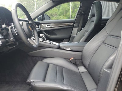 2023 Porsche Panamera 4 Platinum Edition