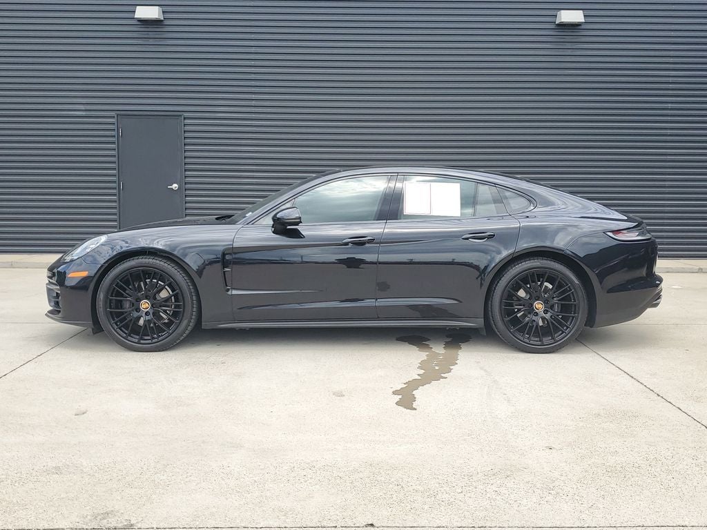 2023 Porsche Panamera 4 Platinum Edition