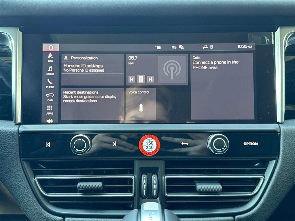 2025 Porsche Macan Base