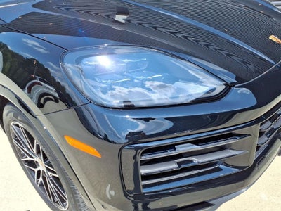 2024 Porsche Cayenne Base
