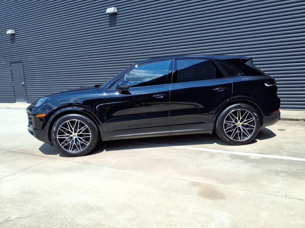 2024 Porsche Cayenne Base