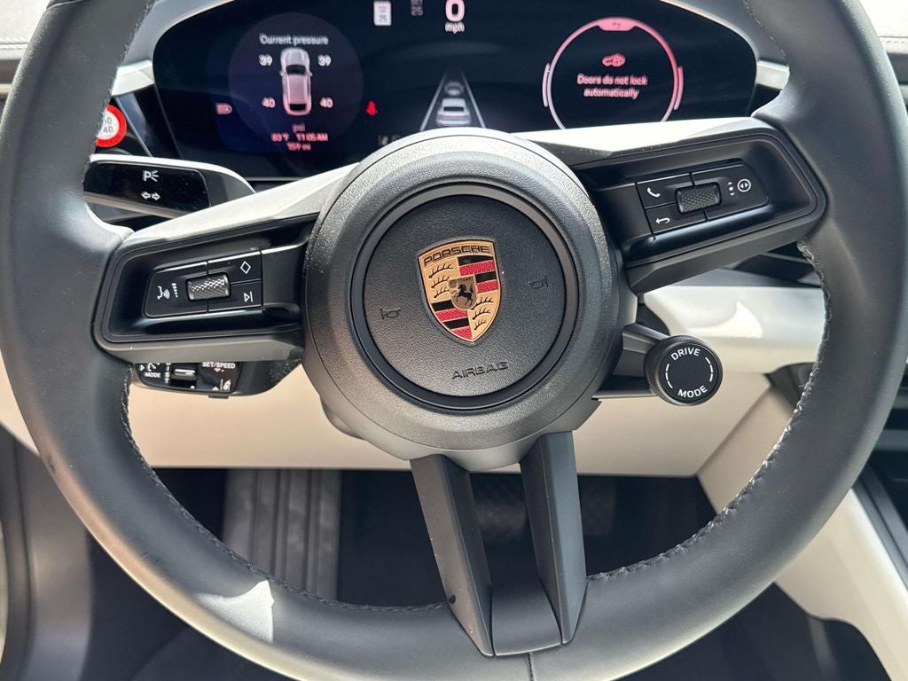 2024 Porsche Macan Electric 4