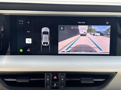 2024 Porsche Macan Electric 4