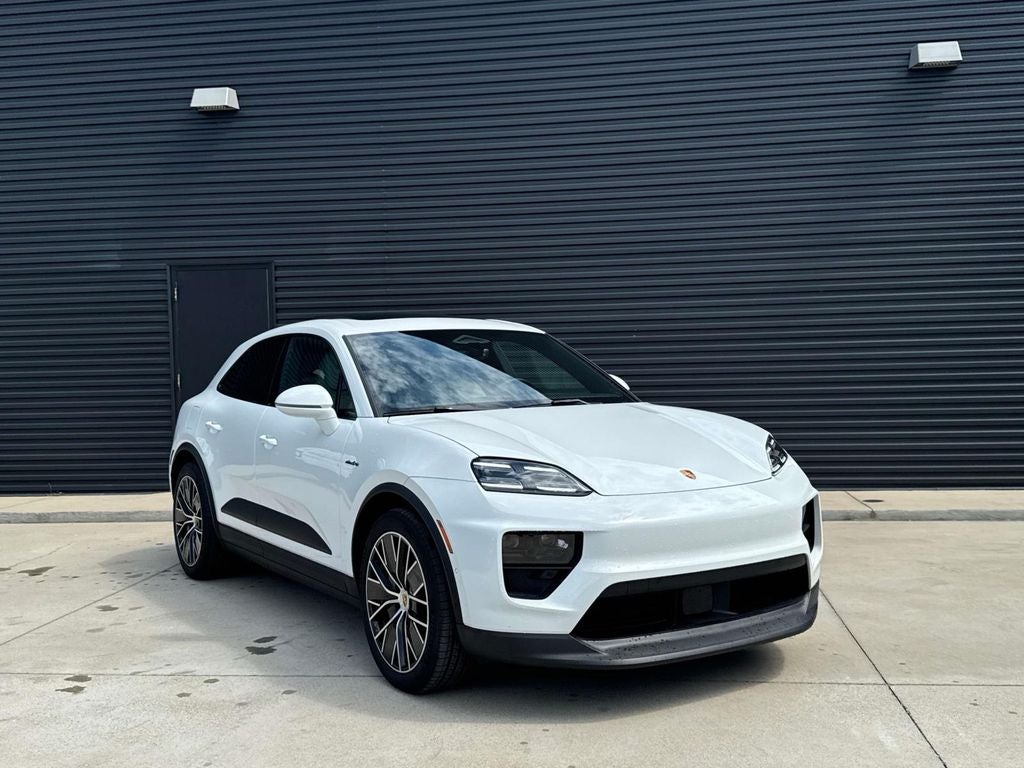 2024 Porsche Macan Electric 4