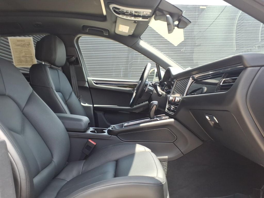 2023 Porsche Macan S