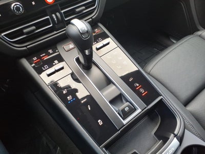 2023 Porsche Macan S