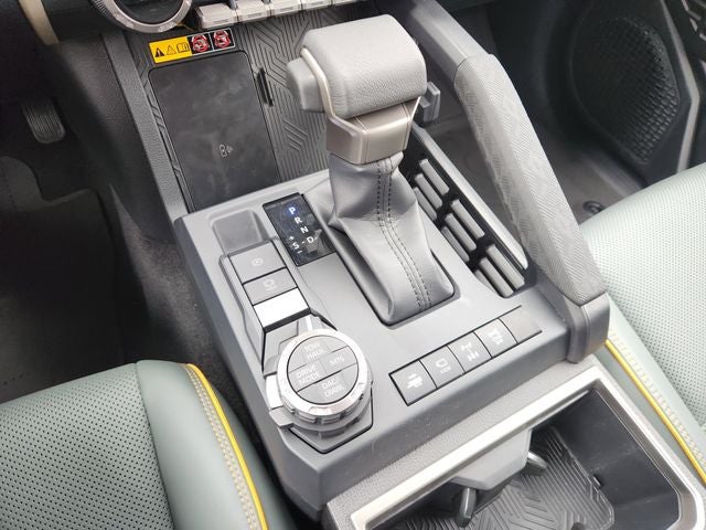 2025 Toyota Tacoma i-FORCE MAX Tacoma Trailhunter
