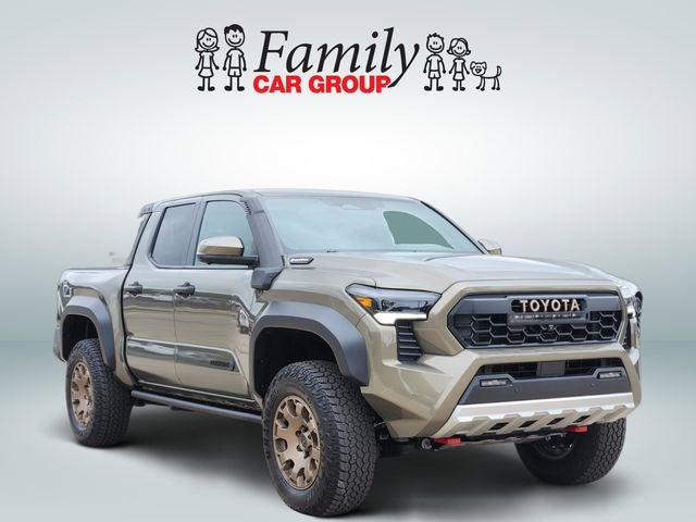 2025 Toyota Tacoma i-FORCE MAX Tacoma Trailhunter