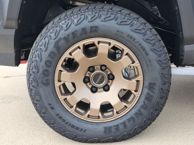 2026 Toyota Tacoma i-FORCE MAX Tacoma Trailhunter