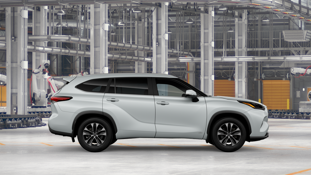 2026 Toyota Highlander Hybrid XLE