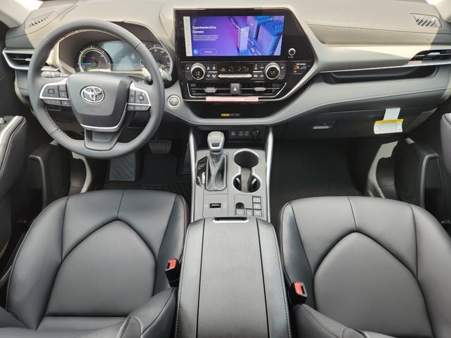 2026 Toyota Highlander Hybrid XLE