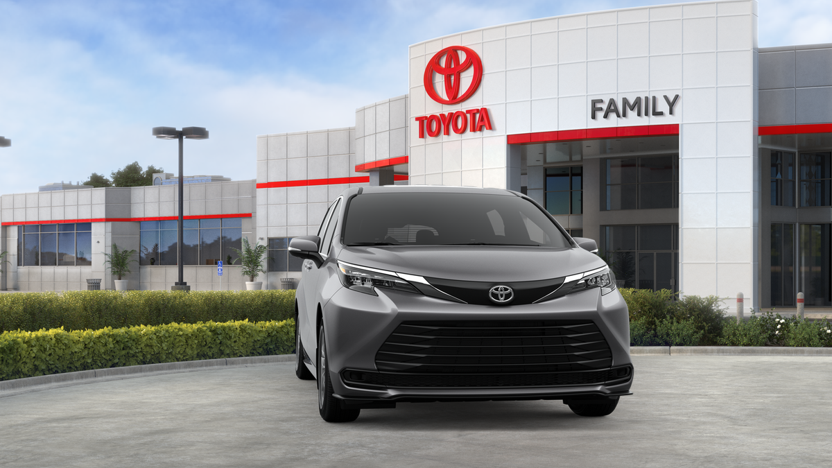 2026 Toyota Sienna LE