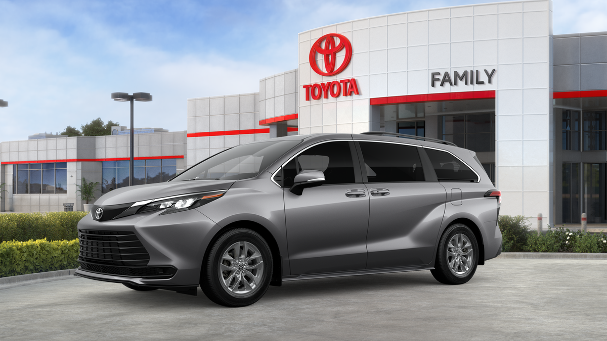 2026 Toyota Sienna LE