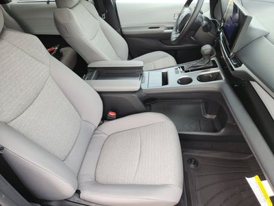 2026 Toyota Sienna LE