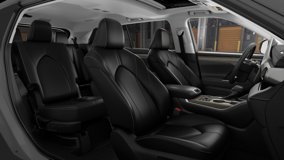 2026 Toyota Highlander Hybrid Limited
