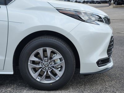 2026 Toyota Sienna XLE