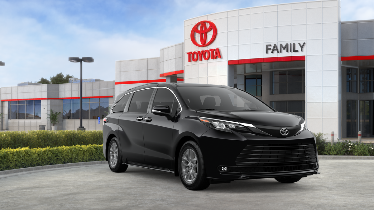 2026 Toyota Sienna XLE