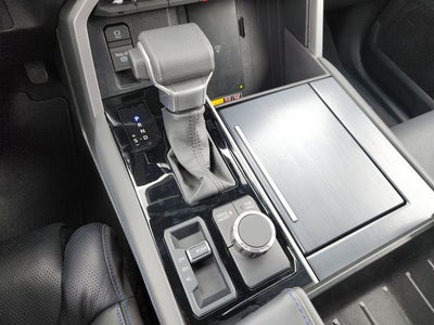 2025 Toyota Tundra i-FORCE MAX Tundra Platinum