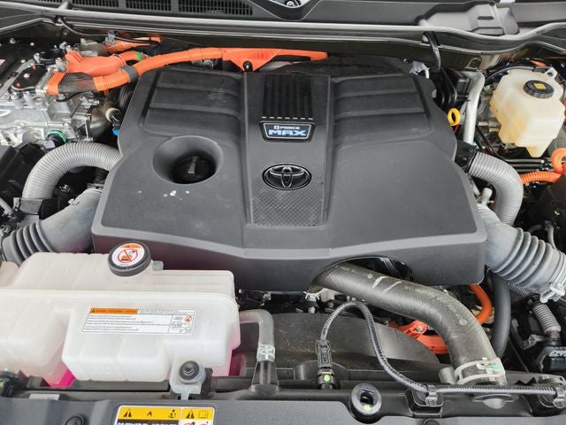 2025 Toyota Tundra i-FORCE MAX Tundra Platinum