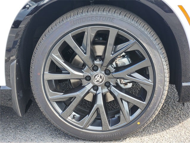 2026 Toyota Toyota Crown Signia Limited