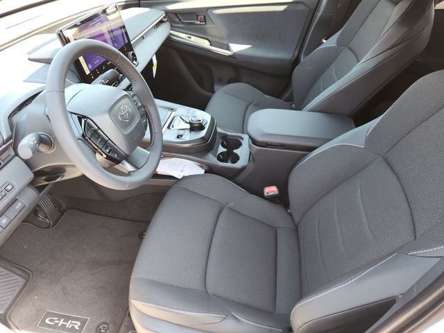 2026 Toyota C-HR SE