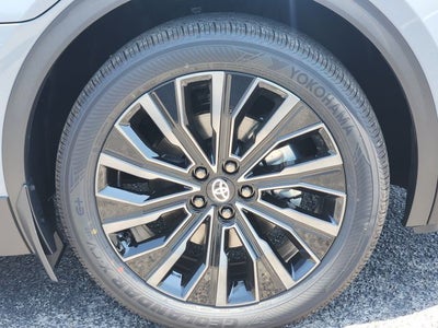2026 Toyota C-HR XSE