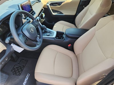 2025 Toyota RAV4 Hybrid LE